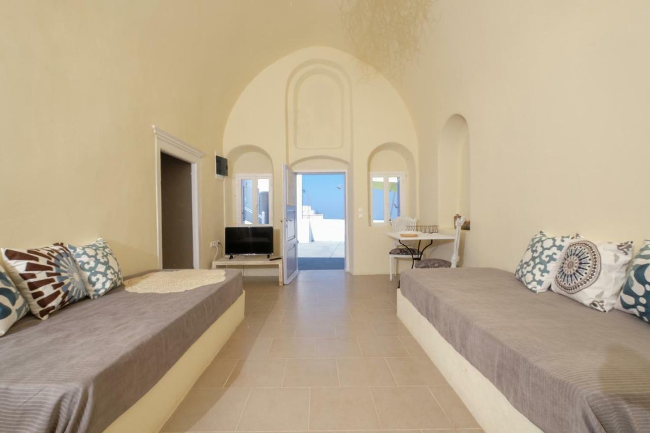 Deltami Santorini Apartamento Pyrgos Kallistis Exterior foto