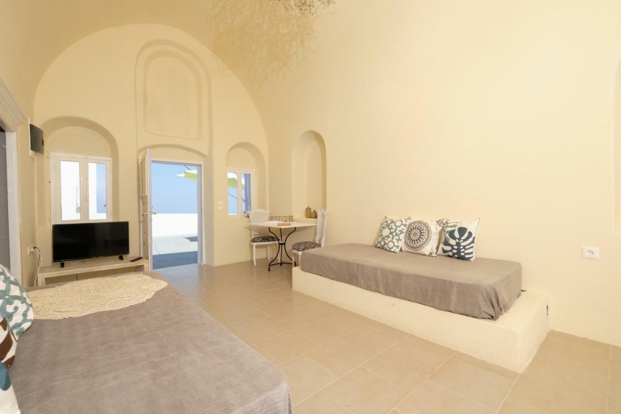 Deltami Santorini Apartamento Pyrgos Kallistis Exterior foto